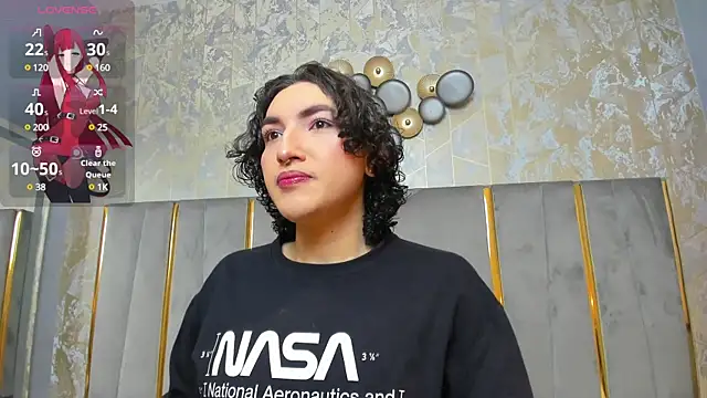 Snapshot of TomLondon_ chatting on February 25, 2025, 11:41 am TomLondon online show from February 25, 2025, 11:41 am