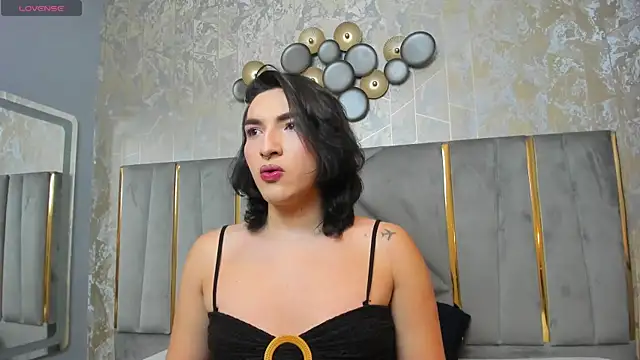 Snapshot of TomLondon_ chatting on February 28, 2025, 11:36 am TomLondon online show from February 28, 2025, 11:36 am