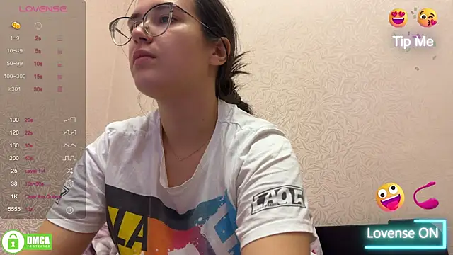 the princese online show from February 2, 2025, 9:02 pm