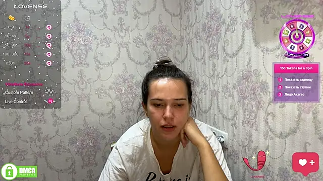 the princese online show from September 25, 2025, 7:28 pm