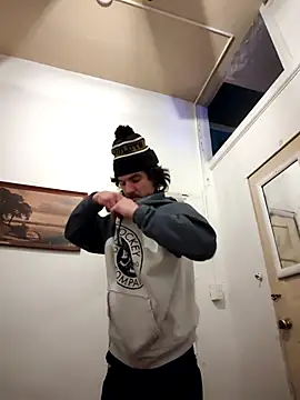 Lilsmokeshow017 online show from November 13, 2025, 1:04 am