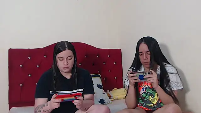 Lola barbara online show from October 18, 2025, 3:35 pm