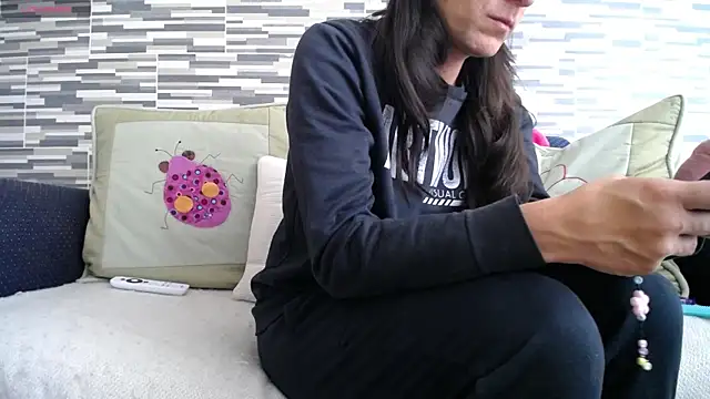 Snapshot of VioletaGomezCo chatting on July 7, 2026, 4:00 pm VioletaGomezCo online show from July 7, 2026, 4:00 pm
