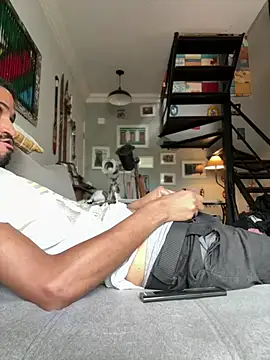 Snapshot of hotcamboy420 chatting on January 28, 2025, 6:07 pm hotcamboy420 online show from January 28, 2025, 6:07 pm