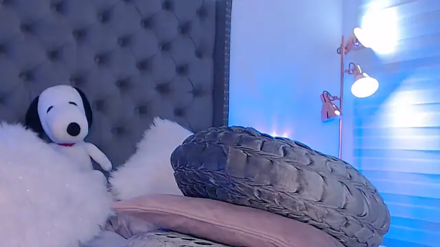 Snapshot of KathaLove chatting on January 17, 2025, 5:42 am KathaLove online show from January 17, 2025, 5:42 am