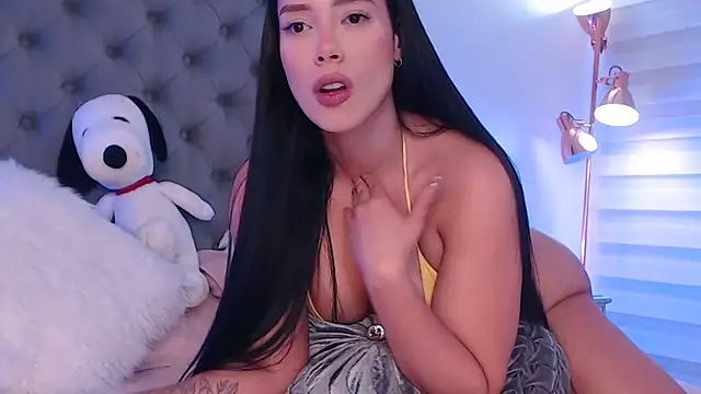 Snapshot of KathaLove chatting on February 11, 2025, 6:30 am KathaLove online show from February 11, 2025, 6:30 am