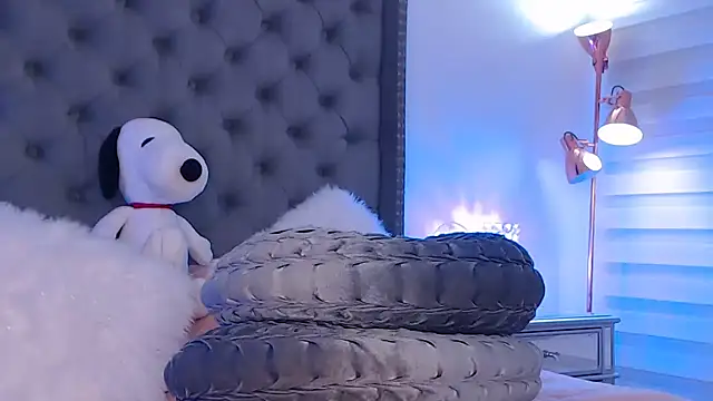 Snapshot of KathaLove chatting on February 12, 2025, 5:37 am KathaLove online show from February 12, 2025, 5:37 am