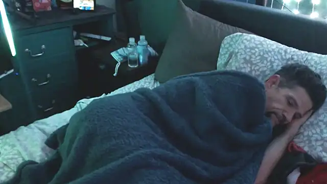 Snapshot of allenspuninfla chatting on January 15, 2025, 7:48 am allenspuninfla online show from January 15, 2025, 7:48 am