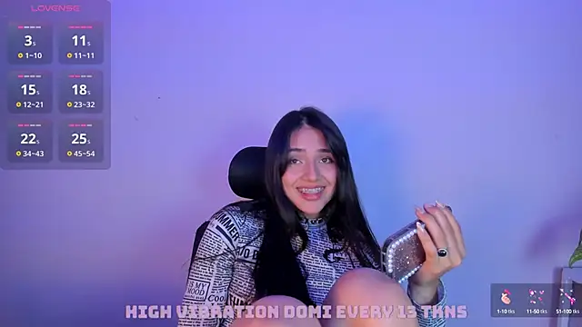 Snapshot of Sophy_SmileSweet chatting on December 16, 2024, 2:49 pm Sophy SmileSweet online show from December 16, 2024, 2:49 pm