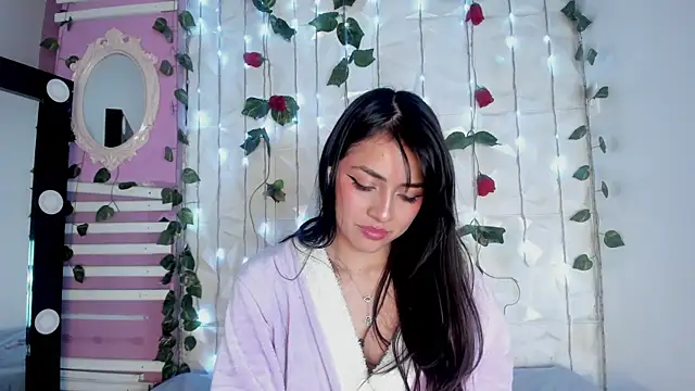 Snapshot of Sophy_SmileSweet chatting on March 7, 2025, 3:39 pm Sophy SmileSweet online show from March 7, 2025, 3:39 pm