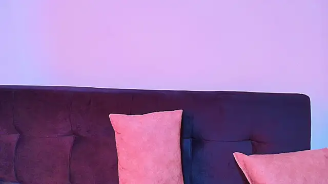 Snapshot of Sophy_SmileSweet chatting on March 11, 2025, 3:23 pm Sophy SmileSweet online show from March 11, 2025, 3:23 pm