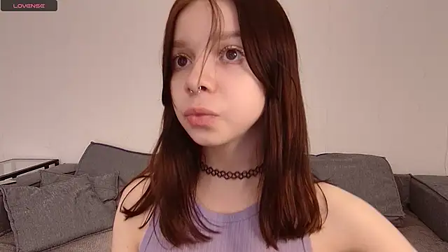 crystal lilith online show from October 3, 2025, 7:00 pm