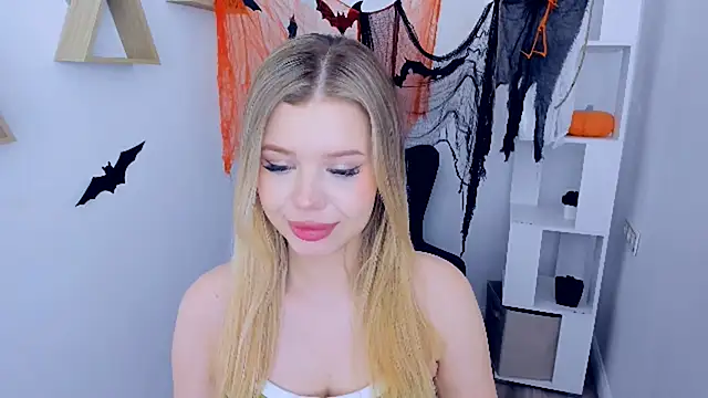 Snapshot of FollowLovee chatting on November 2, 2025, 11:34 am FollowLovee online show from November 2, 2025, 11:34 am