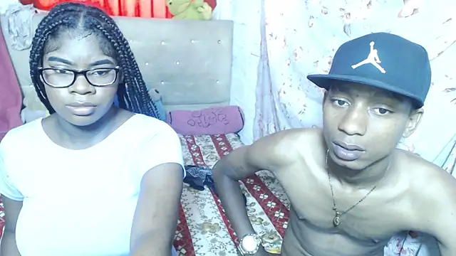 EvaxEmma online show from June 5, 2026, 2:12 pm
