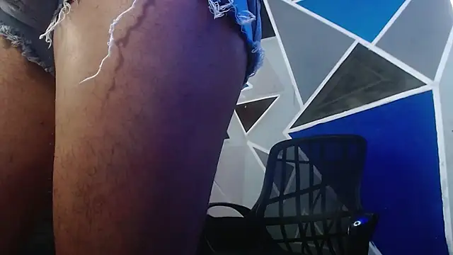 MagnusFrost online show from October 10, 2025, 2:54 am