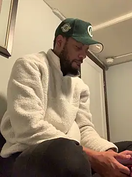 Snapshot of MrPresident_P chatting on January 7, 2025, 4:29 am MrPresident P online show from January 7, 2025, 4:29 am