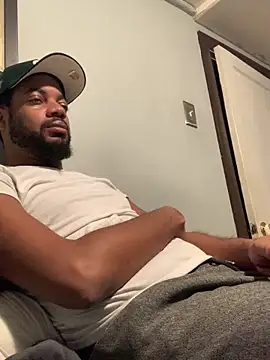 Snapshot of MrPresident_P chatting on January 18, 2025, 11:00 pm MrPresident P online show from January 18, 2025, 11:00 pm