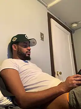 Snapshot of MrPresident_P chatting on January 19, 2025, 2:04 am MrPresident P online show from January 19, 2025, 2:04 am