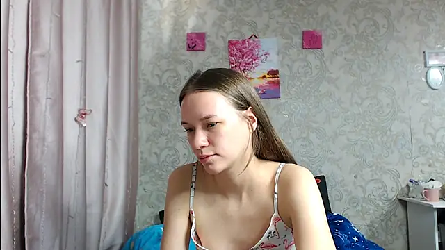 leila bambi  online show from October 2, 2025, 7:37 am