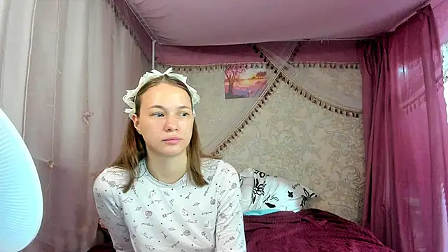 leila bambi  online show from June 29, 2026, 5:46 pm