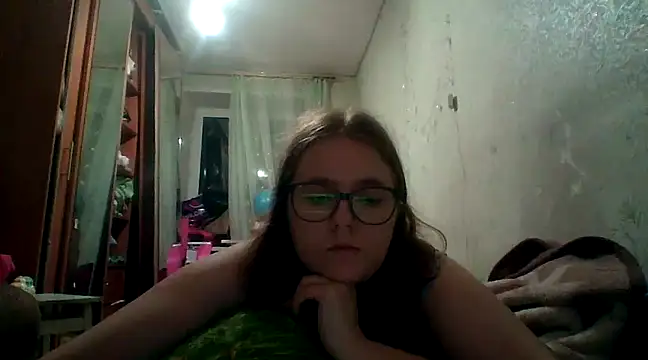 Snapshot of DesireMelissa chatting on February 5, 2025, 3:20 pm DesireMelissa online show from February 5, 2025, 3:20 pm