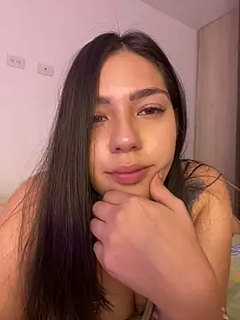 Latina vanessa online show from December 7, 2024, 3:25 am