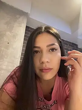 Latina vanessa online show from May 12, 2026, 11:13 pm