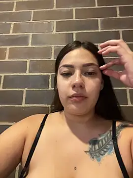 Latina vanessa online show from May 31, 2026, 9:49 pm