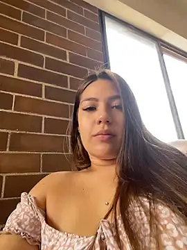 Latina vanessa online show from June 19, 2026, 7:17 pm