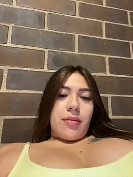 Latina vanessa online show from June 22, 2026, 11:46 pm