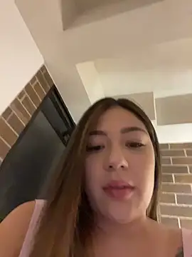 Latina vanessa online show from July 8, 2026, 3:11 am