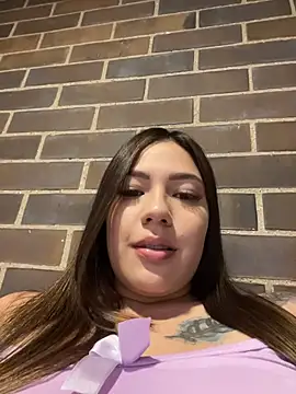 Latina vanessa online show from July 14, 2026, 1:52 am