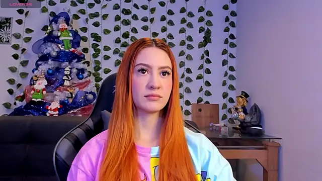 Snapshot of Amypond__ chatting on December 30, 2024, 11:38 pm Amypond online show from December 30, 2024, 11:38 pm