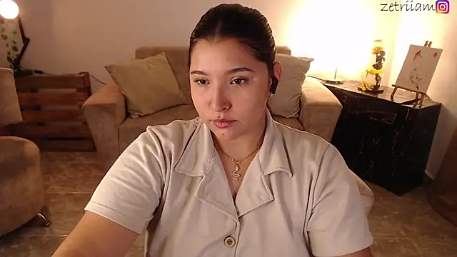 Snapshot of Zetrionn chatting on November 5, 2025, 3:06 am Zetrionn online show from November 5, 2025, 3:06 am