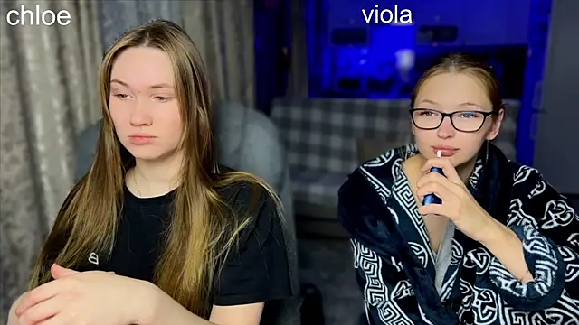 Snapshot of ChloeMillerMeow chatting on November 7, 2025, 7:58 pm ChloeMillerMeow online show from November 7, 2025, 7:58 pm