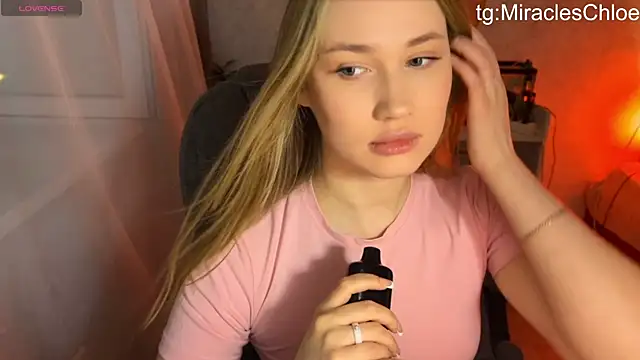 Snapshot of ChloeMillerMeow chatting on July 8, 2026, 6:45 pm ChloeMillerMeow online show from July 8, 2026, 6:45 pm