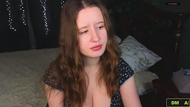 SquirtBabee online show from December 14, 2025, 3:06 pm