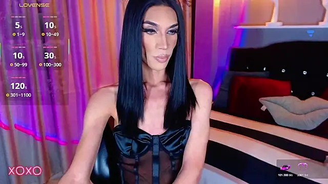 camila hootie online show from November 14, 2025, 8:40 pm