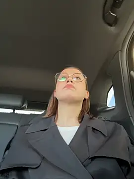 RinaCat online show from April 25, 2026, 5:54 am