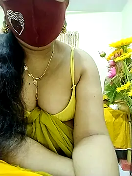 Snapshot of Ameera19 chatting on February 24, 2025, 8:47 pm Ameera19 online show from February 24, 2025, 8:47 pm