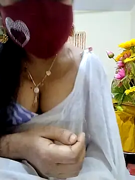 Snapshot of Ameera19 chatting on February 25, 2025, 5:41 am Ameera19 online show from February 25, 2025, 5:41 am