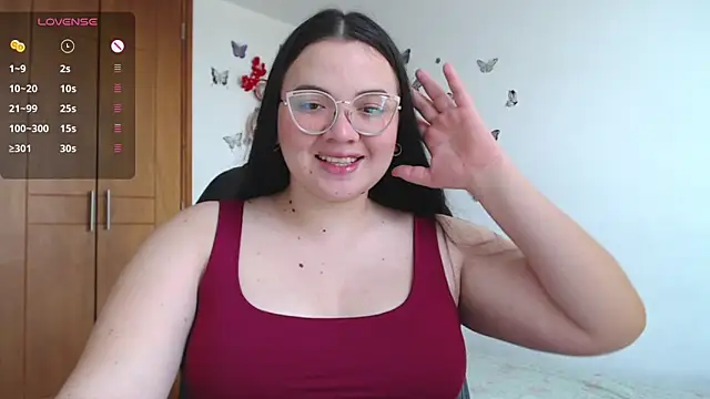 Snapshot of Sarahros1 chatting on March 11, 2025, 3:56 pm Sarahros1 online show from March 11, 2025, 3:56 pm