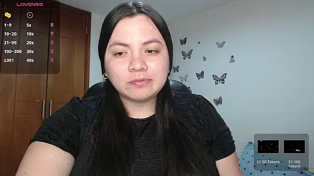 Snapshot of Sarahros1 chatting on October 1, 2025, 3:23 am Sarahros1 online show from October 1, 2025, 3:23 am