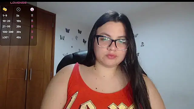 Snapshot of Sarahros1 chatting on October 17, 2025, 3:20 am Sarahros1 online show from October 17, 2025, 3:20 am