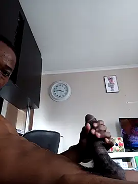 Snapshot of toysuga chatting on January 14, 2026, 12:00 pm toysuga online show from January 14, 2026, 12:00 pm