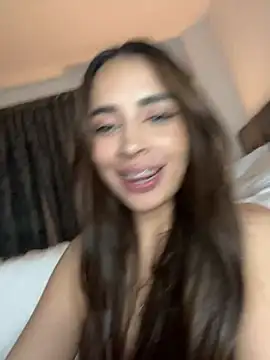 Snapshot of soy_paulina chatting on December 21, 2024, 7:56 am soy paulina online show from December 21, 2024, 7:56 am