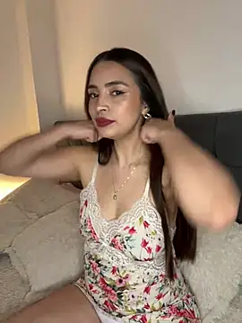 Snapshot of soy_paulina chatting on January 22, 2025, 5:37 am soy paulina online show from January 22, 2025, 5:37 am