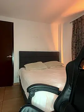 Snapshot of soy_paulina chatting on January 17, 2026, 5:12 am soy paulina online show from January 17, 2026, 5:12 am