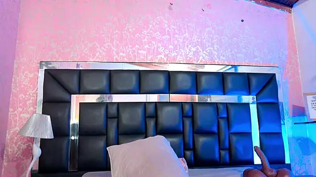 Snapshot of sh_malala chatting on October 28, 2025, 7:16 pm sh malala online show from October 28, 2025, 7:16 pm