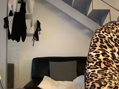 EroticVenetian online show from March 10, 2025, 5:07 pm